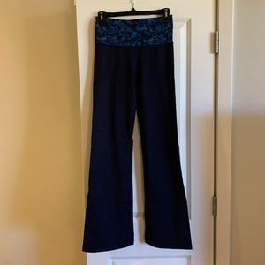 Lululemon Grove Pant II Roll Down. GUC.